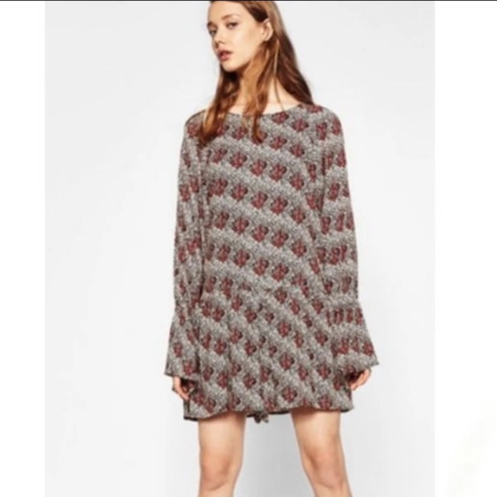 ❤️ ZARA Floral Balloon Sleeve Romper